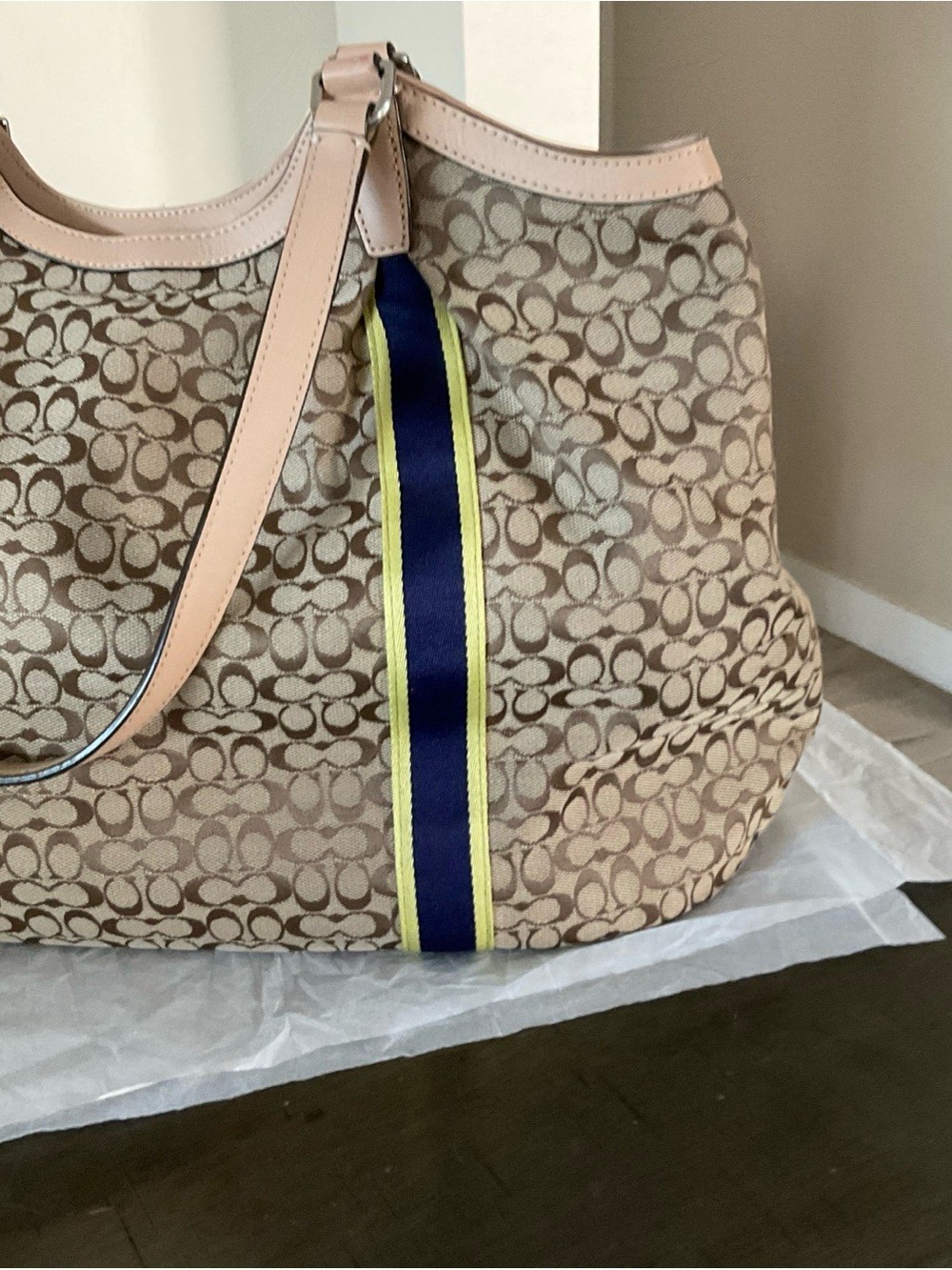 Coach Signature C Jacquard Canvas Tote Bag Tan Leather Trim Shoulder Bag - Picture 7 of 11